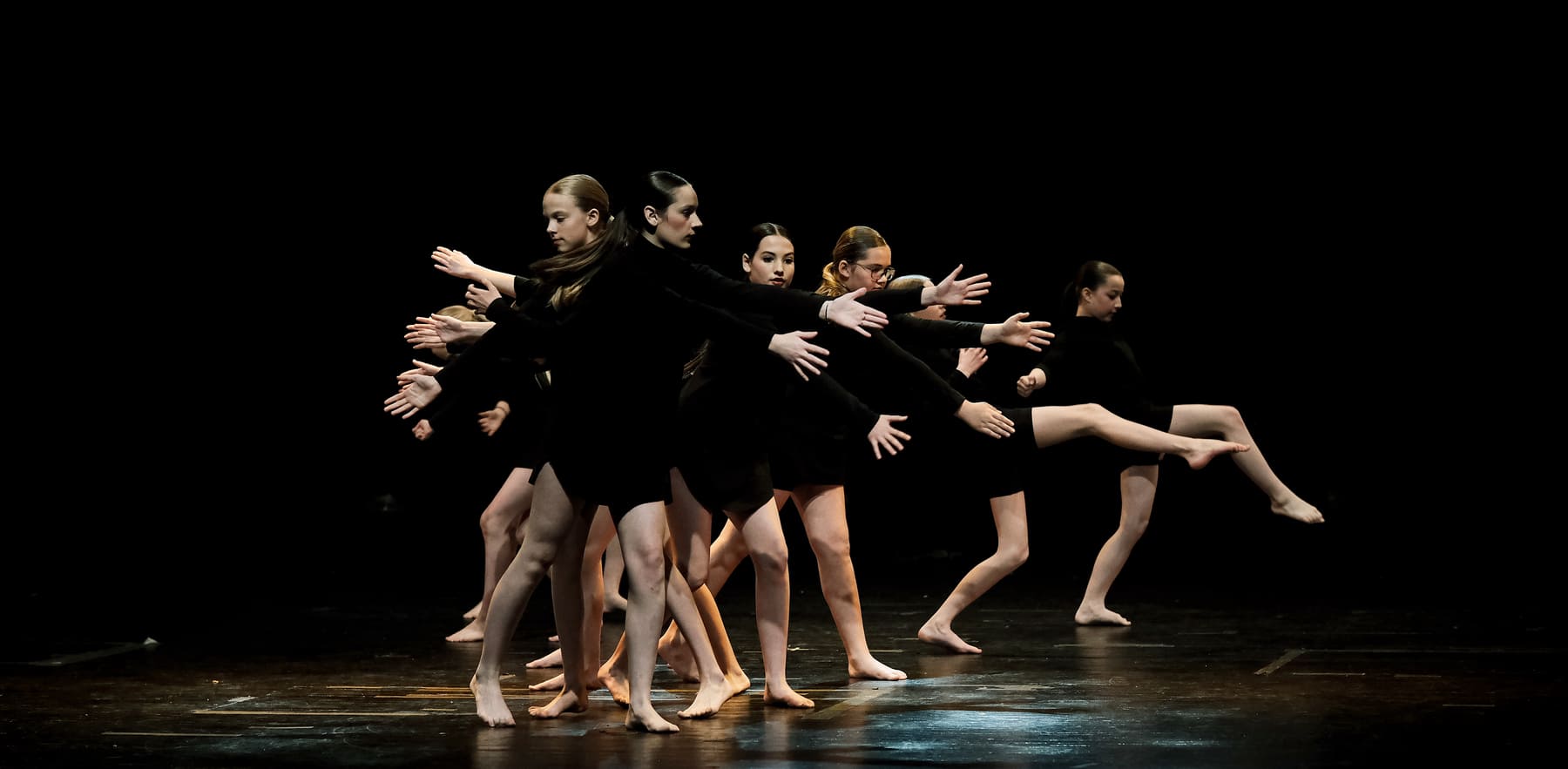 Contemporain 2 - École de danse SMG au Saguenay