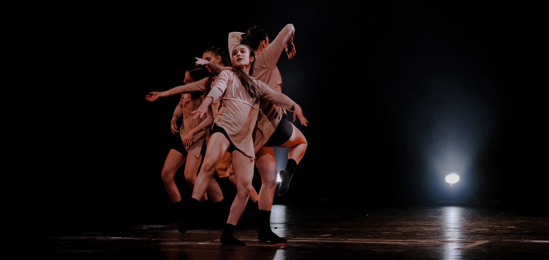 Contemporain 4 - École de danse SMG au Saguenay
